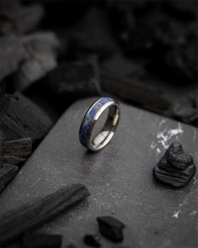 Preview: 6 mm Silber-Titanring mit Lapislazuli-Stein - Rota Light Blue